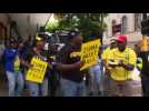 ANC members gather to counter pro-Zuma march - Label : AFPTV - First images - Category : News