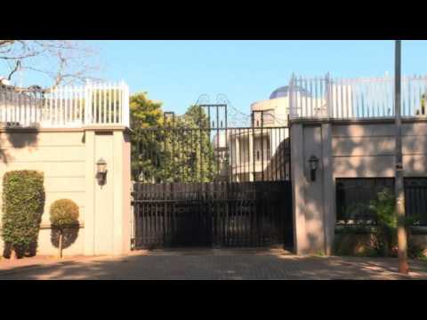 S.Africa police raid house of Zuma allies in graft probe