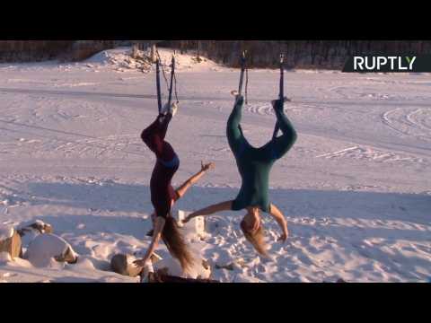 Yogatta Be Kidding! Two Siberian Girls Practice Yoga in -42 Fahrenheit