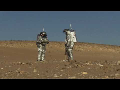 In Oman desert, European venture sets sights on Mars