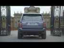 Range Rover PHEV standard wheelbase Driving in the city