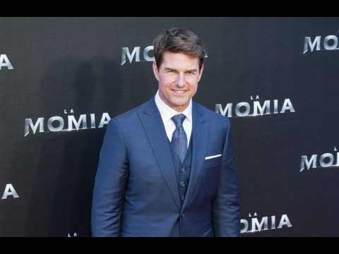 Tom Cruise 'too old for stunts'