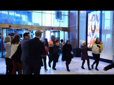 NYC crowds flock to Macy's for Black Friday sale