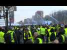 'Yellow vest' protests: Tensions flare in Paris