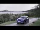 2018 New Renault KADJAR Driving Video in Iron Blue Intens
