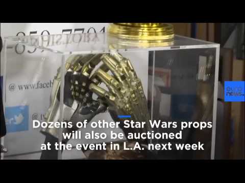 Luke Skywalker's lightsaber could fetch $200,000 at auction