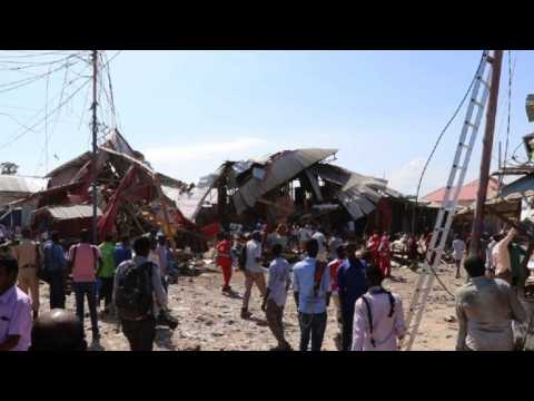 Mogadishu car bomb kills at least seven civilians
