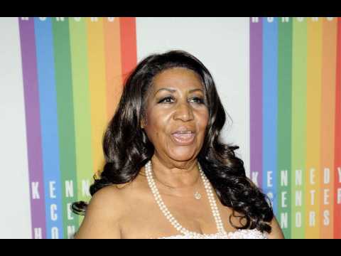 Aretha Franklin gown sells for $10k