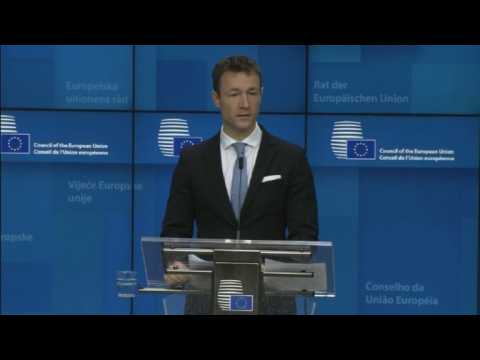 EU members united behind draft Brexit deal (Blumel)