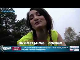 Video Un Gilet Jaune Tente De Bloquer Tout Seul Un Rond