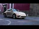 VW Beetle Final Edition Driving in Mexico