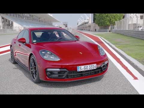 Porsche Panamera GTS Exterior Design in Carmine Red