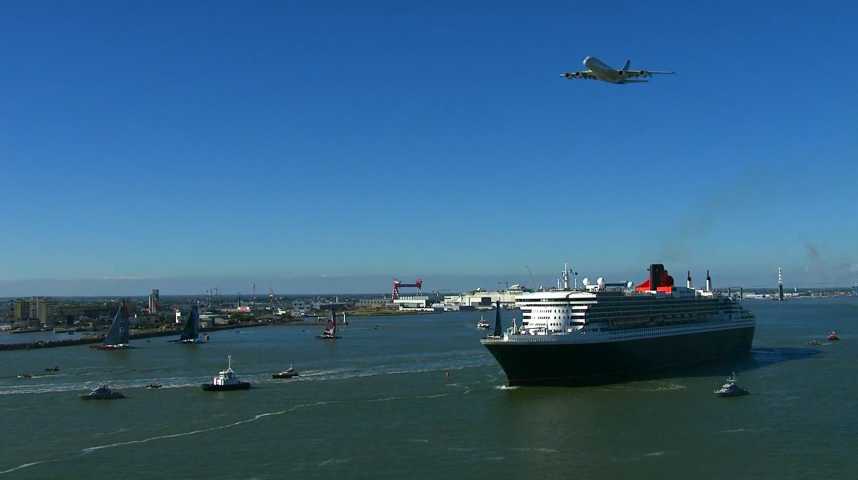 Illustration pour la vidéo The Bridge: le Queen Mary 2 affronte quatre maxi-trimarans