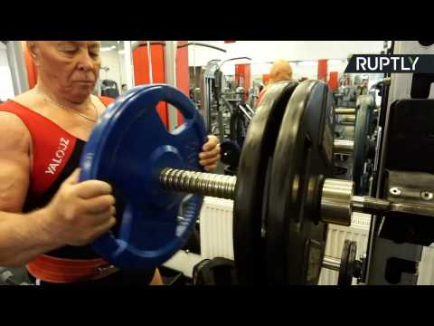 76-yo Russian Powerlifter Proves 'Age Doesn’t Mean a Thing'
