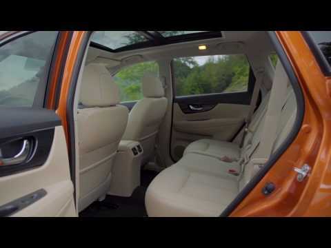 New Nissan X-Trail Interior Design in Orange Pearl | AutoMotoTV
