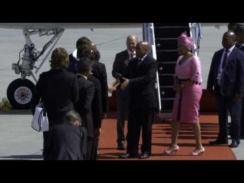 South African President Jacob Zuma arrives for G20