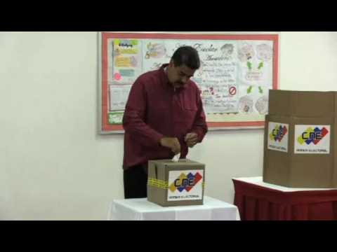 Outgoing Venezuela president Nicolas Maduro votes (2)