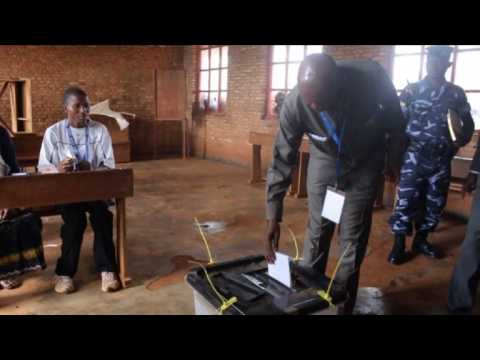 Opposition leader Agathon Rwasa votes in Burundi referendum