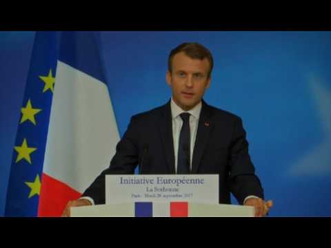 Macron: L'Europe est "trop faible, trop lente, trop inefficace"