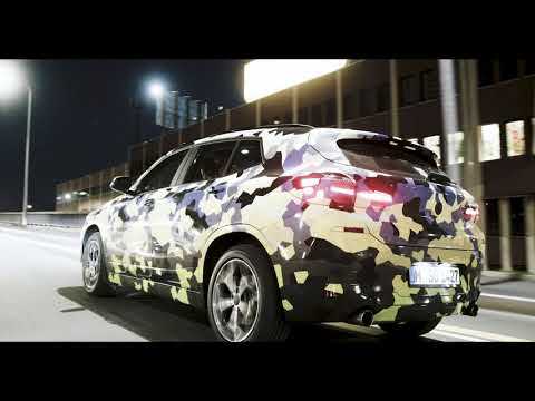 BMW X2 Digital Camouflage @Milan Trailer