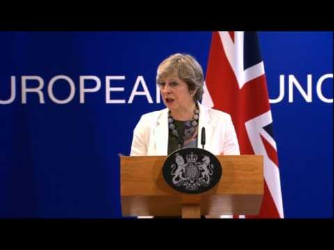 May says Brexit bill must wait until final deal with EU