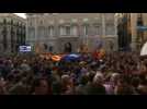 Catalan independence supporters celebrate at Generalitat - Label : AFPTV - First images - Category : News