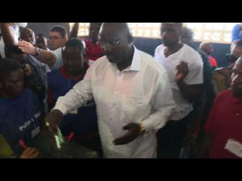 Weah casts vote in Liberia poll