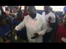 Weah casts vote in Liberia poll - Label : AFPTV - First images - Category : News