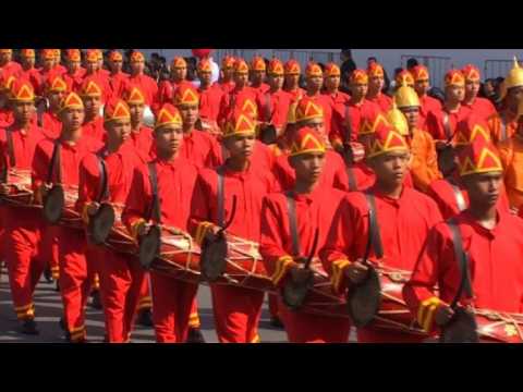 Thais bid final goodbye to beloved King Bhumibol (2)