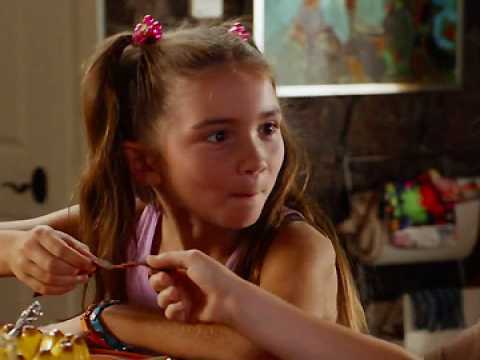 Spy Kids 4: All the Time in the World - Bande annonce 1 - VO - (2011)
