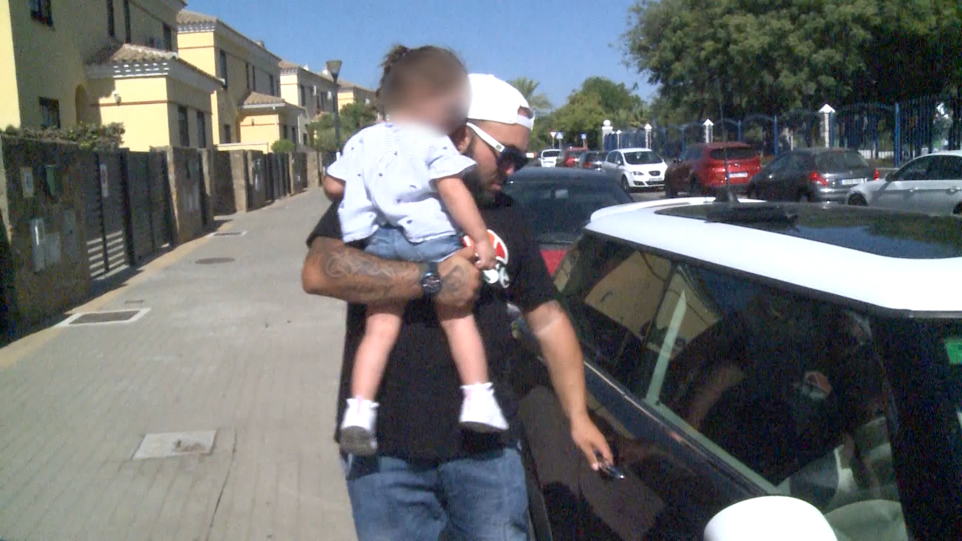 VIDEO : Los Pantoja guardan silencio ante la entrevista de Albalá