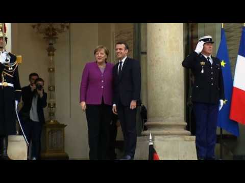 Merkel meets Macron over EU reform drive