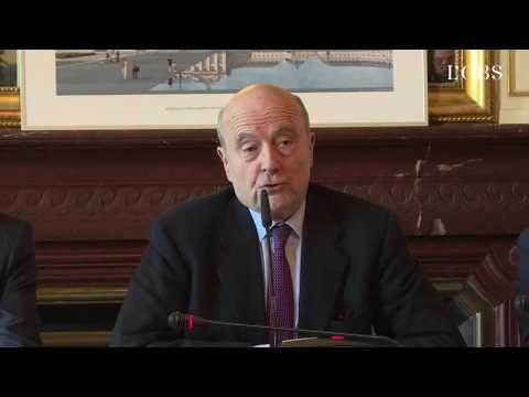 "Tout ceci est lamentable" : Alain Juppé dézingue Laurent Wauquiez après ses accusations