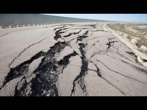 What causes an earthquake?