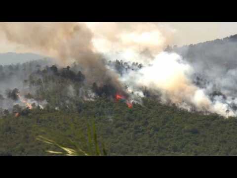 Wildfires rage in southeast France