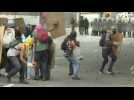 Police, demonstrators clash in demo during strike in Caracas - Label : AFPTV - First images - Category : News