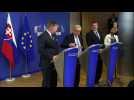 'That's my wife, sorry. No, Mrs Merkel!': Juncker in presser - Label : AFPTV - First images - Category : News