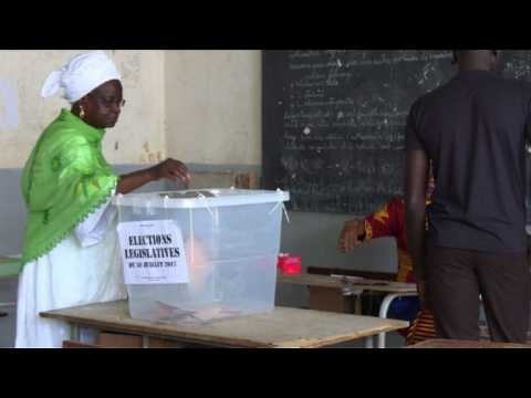 Polls open in Senegal for legislative elections