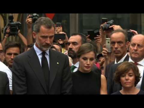 Spanish King pays tribute to the victims of Barcelona attack