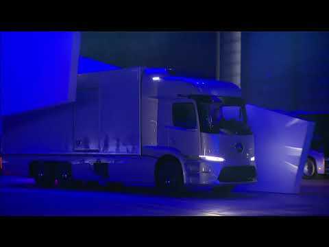 Daimler Product Experience at the IAA 2018 - Range Reveal