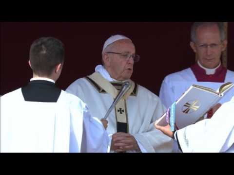 Thousands gather for canonisation of Pope Paul VI and archbishop