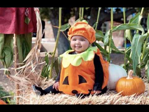 True Thompson dresses as a pumpkin on Halloween trip