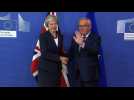 Juncker receives Theresa May at start of Brexit summit - Label : AFPTV - First images - Category : News