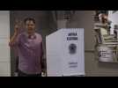 Leftist Haddad votes in Brazil general elections - Label : AFPTV - First images - Category : News