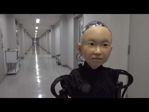 Japanese professor invents a life-like robo-kid