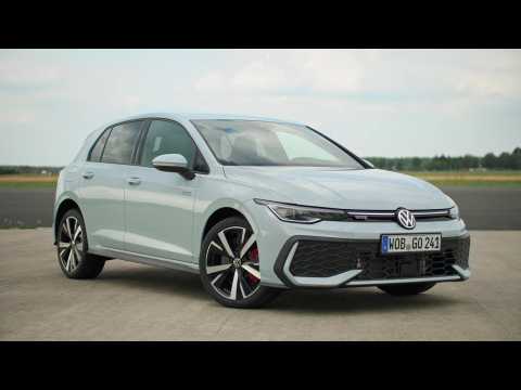 World premiere to mark the 50th anniversary - the new Golf is more attractive, intelligent and efficient than ever before