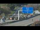 French farmers organise a go-slow operation on motorway near Toulon