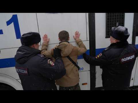 Arrests outside court after Russia jails nationalist Girkin