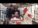 VIDÉO. Les agriculteurs s'invitent dans les supermarchés de Fougères