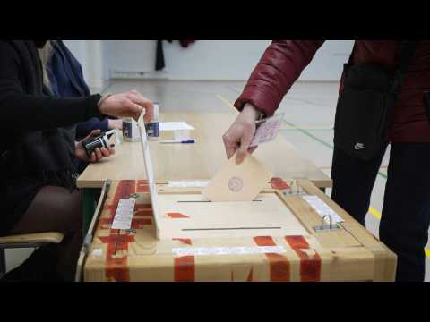 Voting starts in Finland in second round of presidential elections